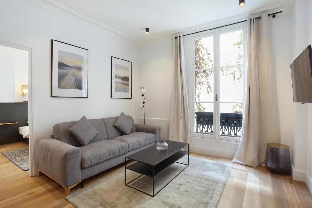 Apartment Palais Royal By Studio Prestige Париж Экстерьер фото